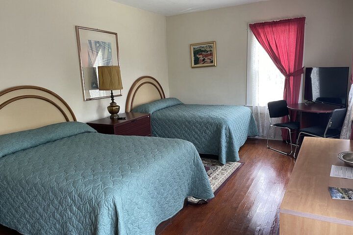 Room 177 of 246