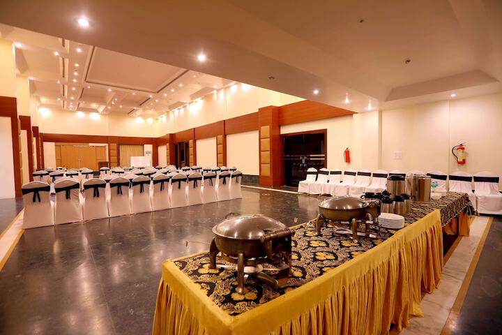 Dining Photos