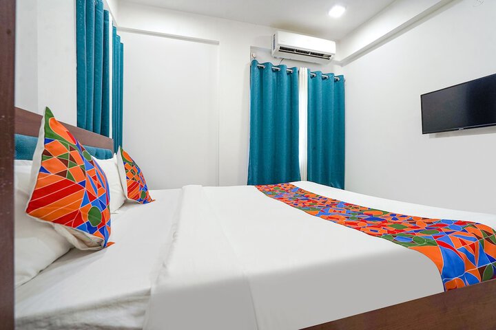 Room 13 of 29