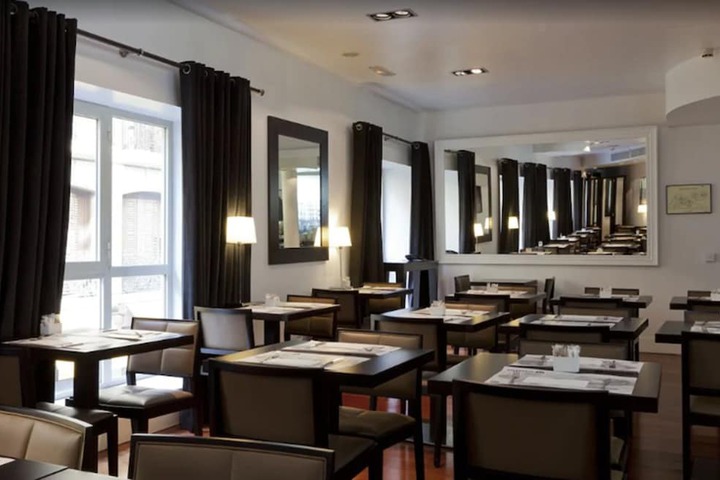 Breakfast/Coffee Service 44 of 61