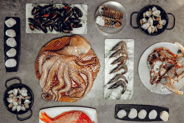 Dining 80 of 99
