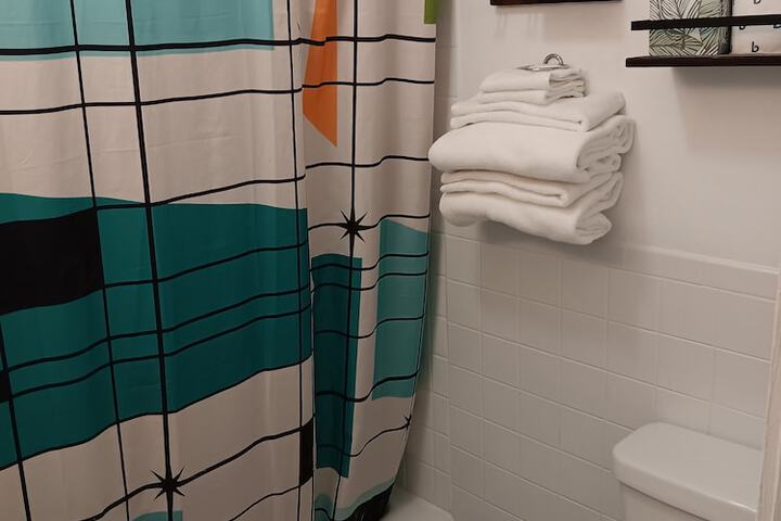 Room 14 of 21