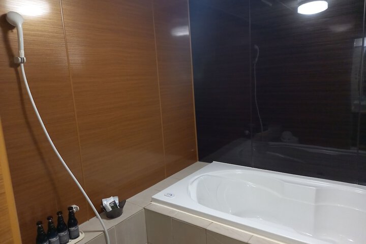 Room 38 of 51