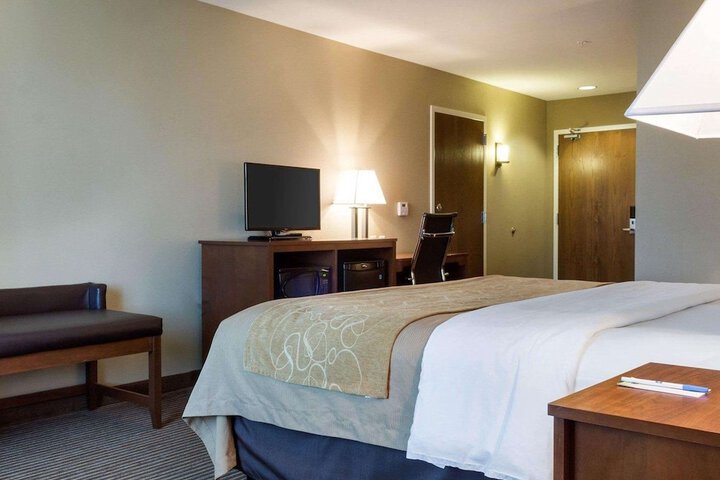 Room 15 of 32