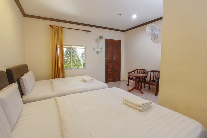 Room 3 of 30