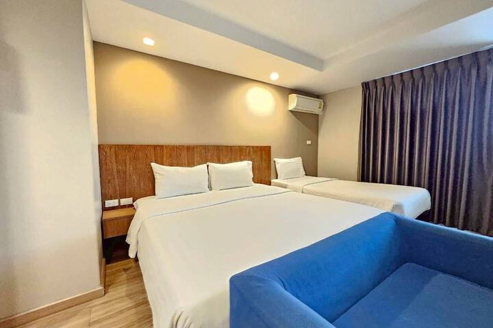 Room 50 of 94
