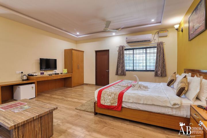 Room 3 of 11