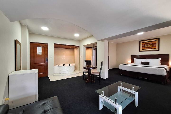 Room 20 of 79