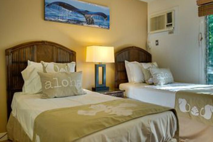 Room 11 of 27