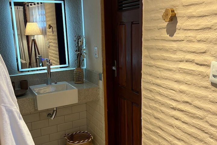 Room 66 of 86