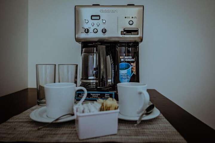 Breakfast/Coffee Service 23 of 44