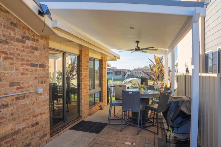 General 13 of 16