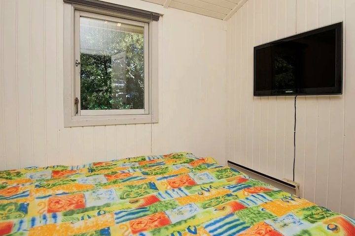 Room 3 of 13