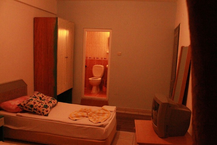Room 59 of 105