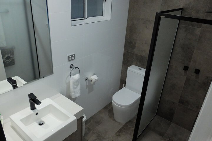 Room 10 of 19