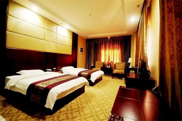 Tian Yuan Holiday Hotel