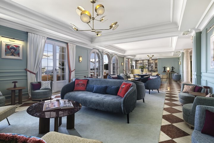 Guest Lobby