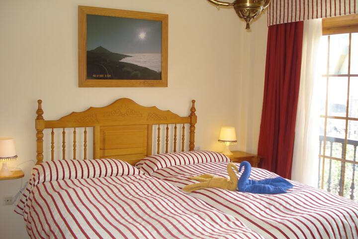 Room 6 of 132