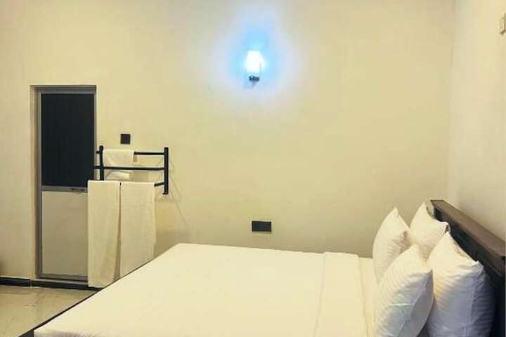 Room 14 of 59