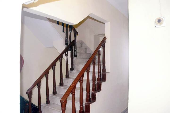 Room 15 of 28