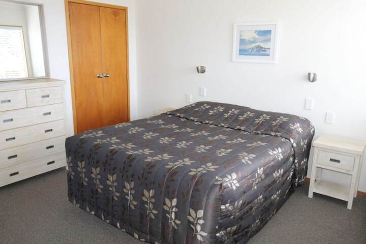 Room 9 of 45