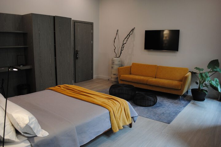 Room 33 of 44