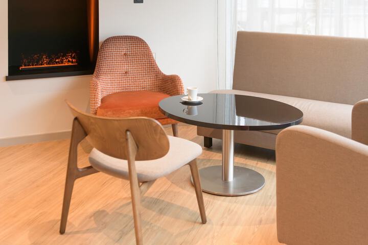 Guest Lobby