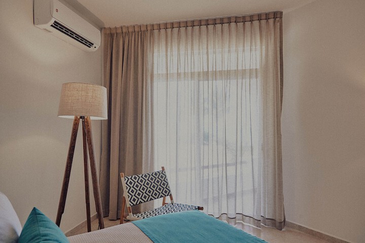 Room 4 of 66