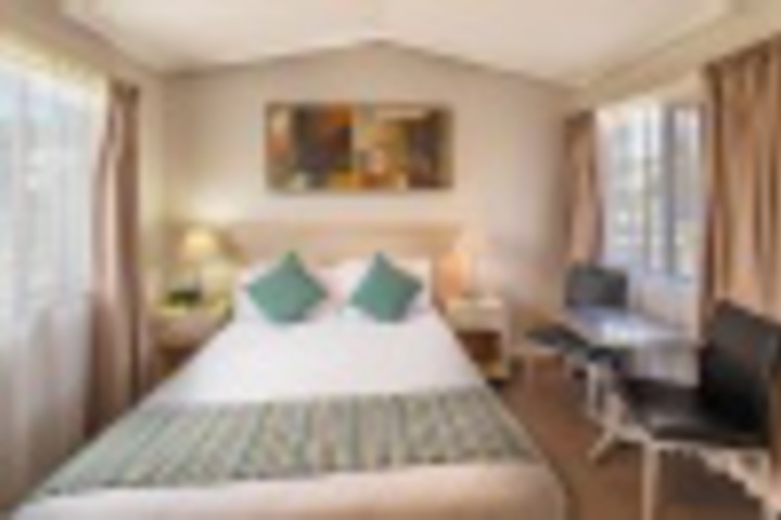 Room 375 of 611