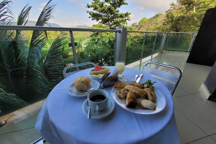 Breakfast/Coffee Service 37 of 59