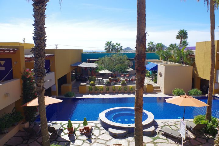 Pools & Facilities