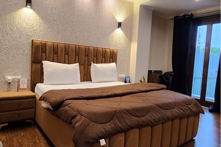 Room 30 of 57