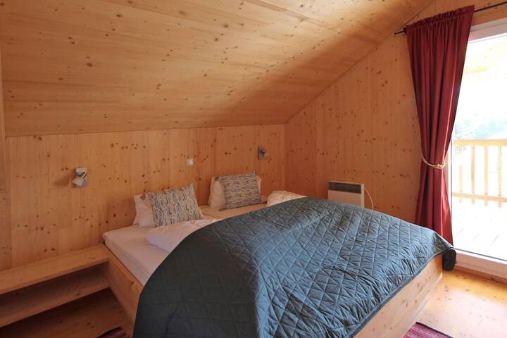Room 3 of 31