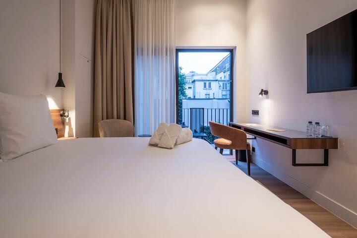 Room 14 of 62