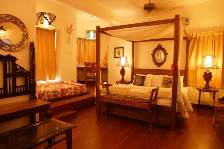 Room 18 of 81