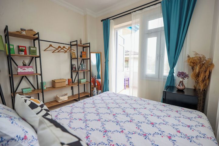 Room 9 of 67