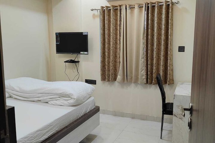 Room 5 of 21