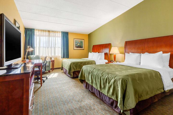 2 Queen Beds Accessible (5 of 7)