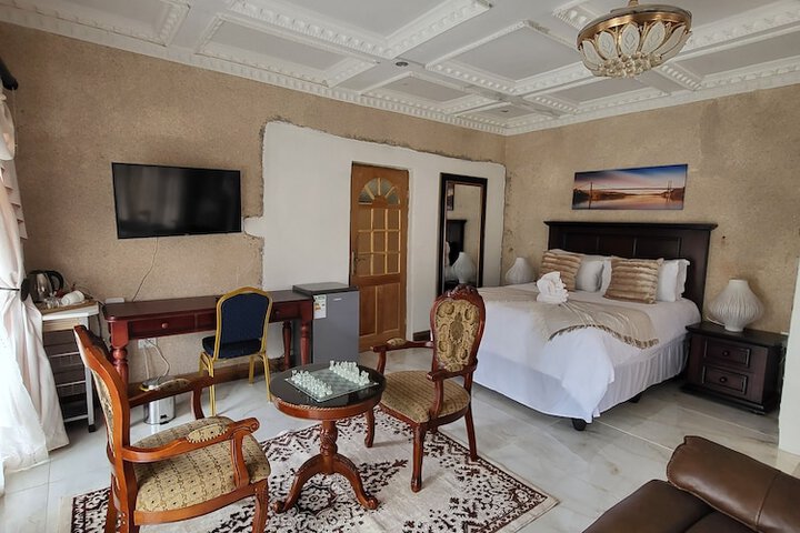 Room 11 of 52
