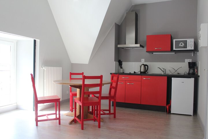 Room 4 of 49