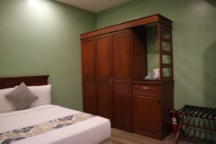 Room 59 of 90