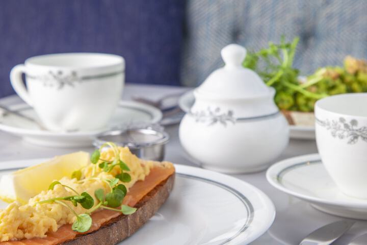 Breakfast/Coffee Service 85 of 124