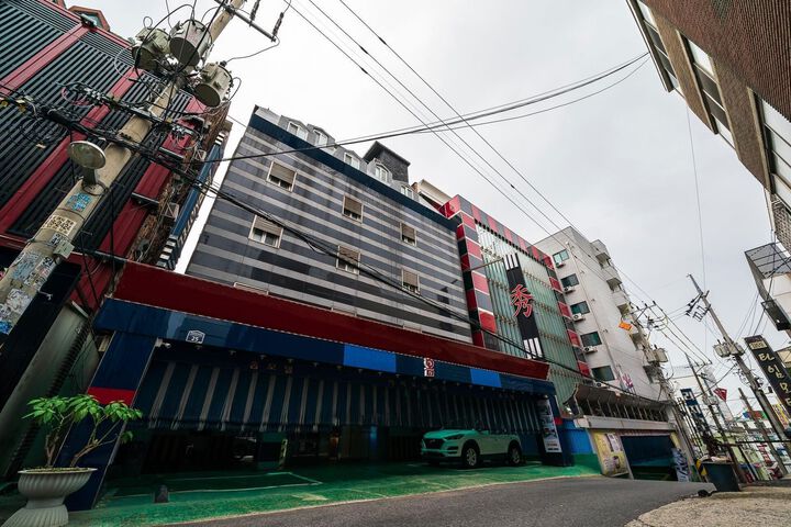 Hotel 3 of 37