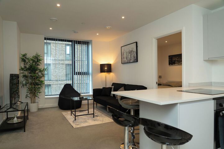 Room 11 of 36