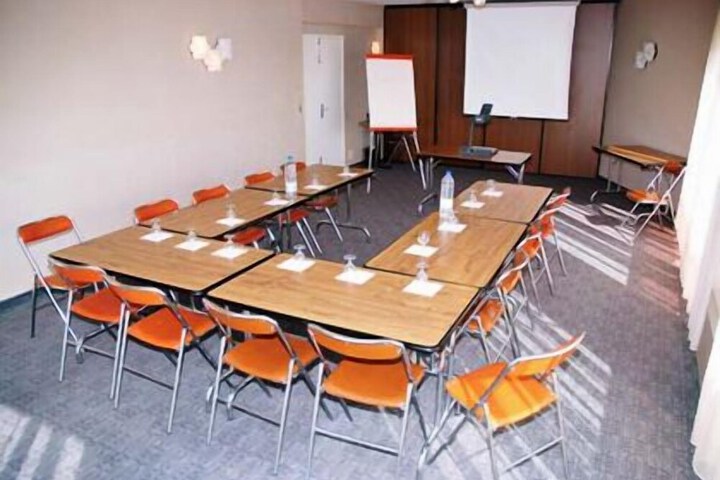 Meeting 44 of 46