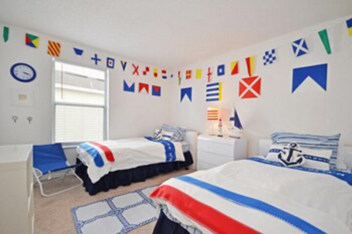 Room 29 of 35