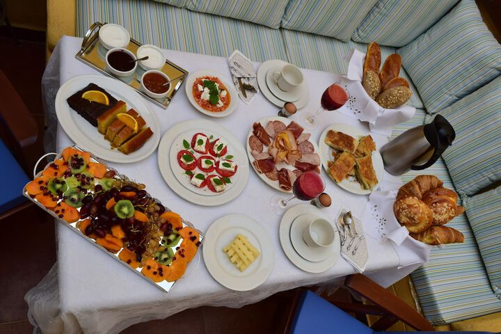 Breakfast/Coffee Service 34 of 41