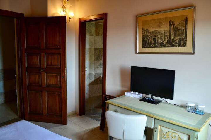 Room 8 of 55