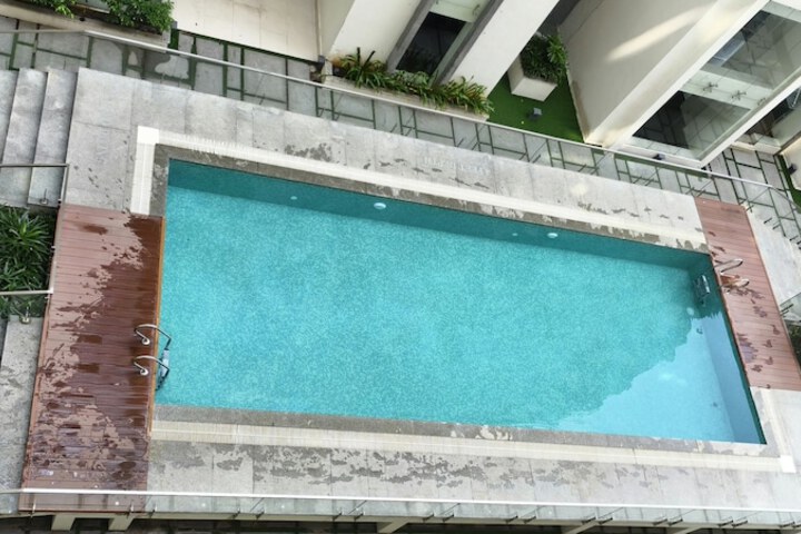 Pool 5 of 7