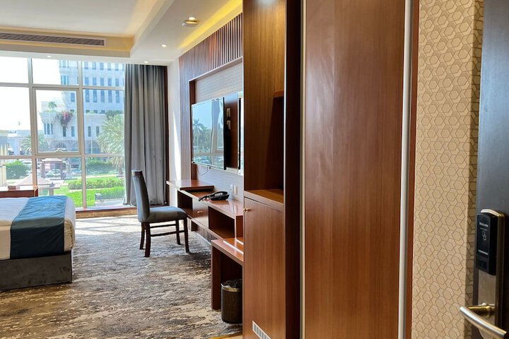 Room 10 of 47